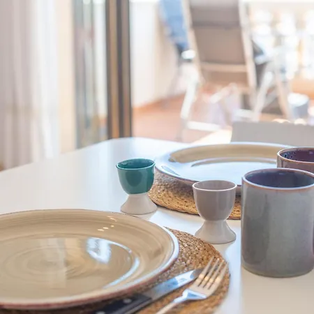 Perleta 칼라 라트자다